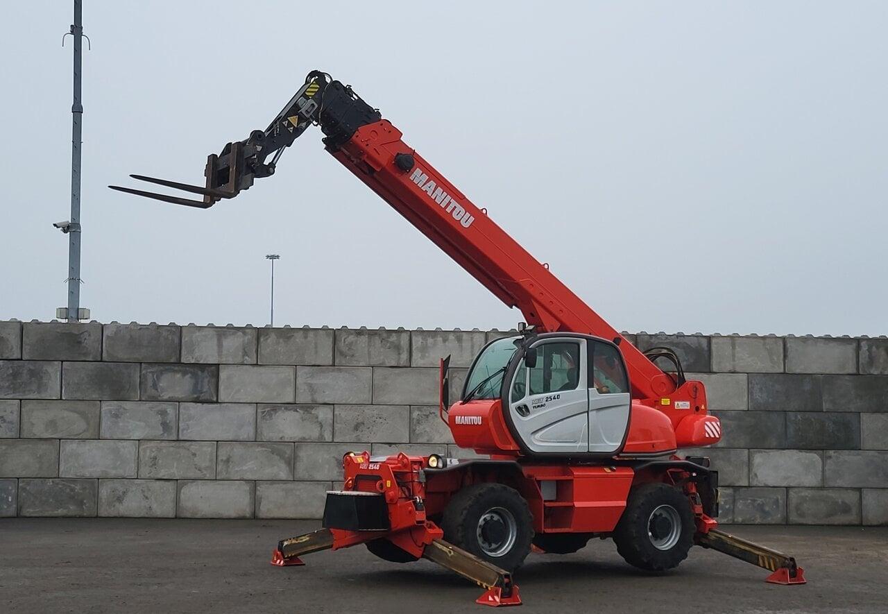 2008 Manitou MRT 2540