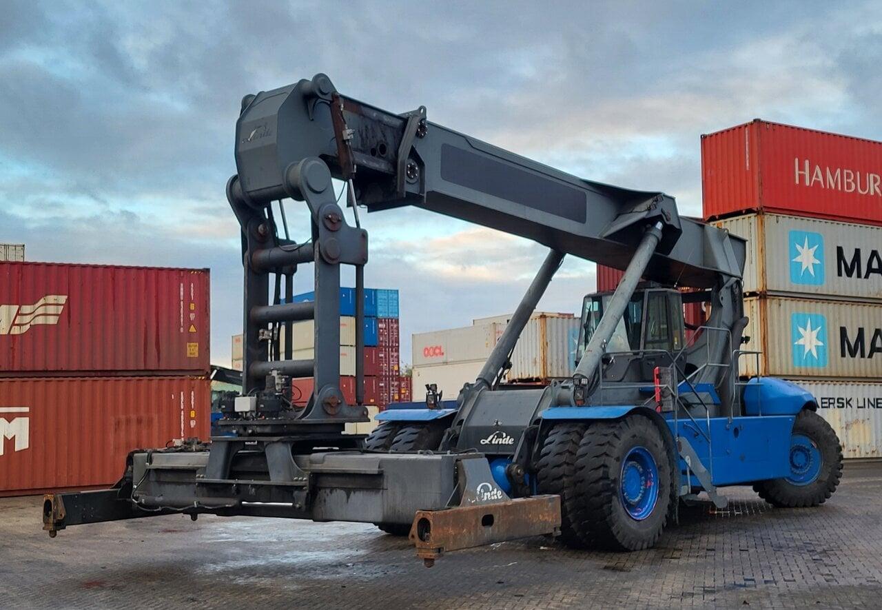2011 Linde C4545TL Reachstacker